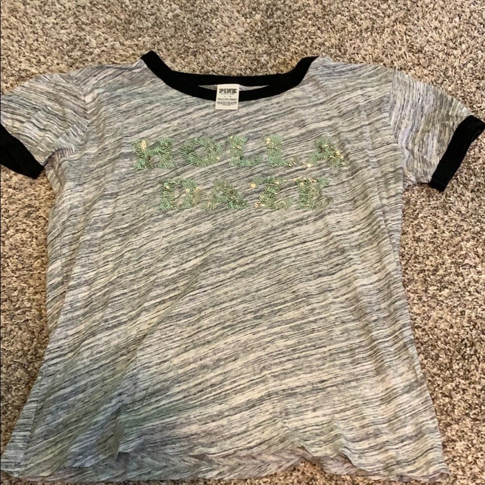 Pink Holiday t-shirt!!